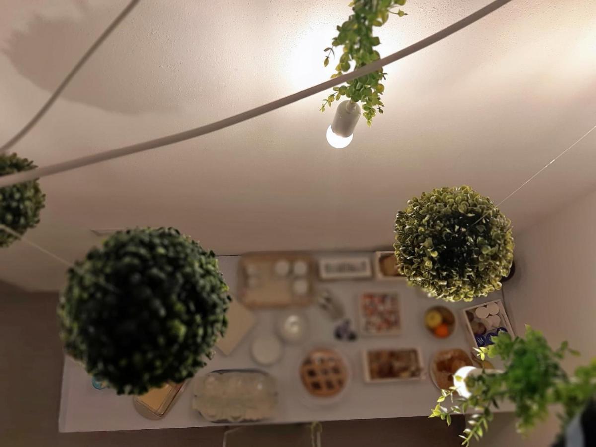 A Due Passi Da Bed & Breakfast Genoa Bagian luar foto